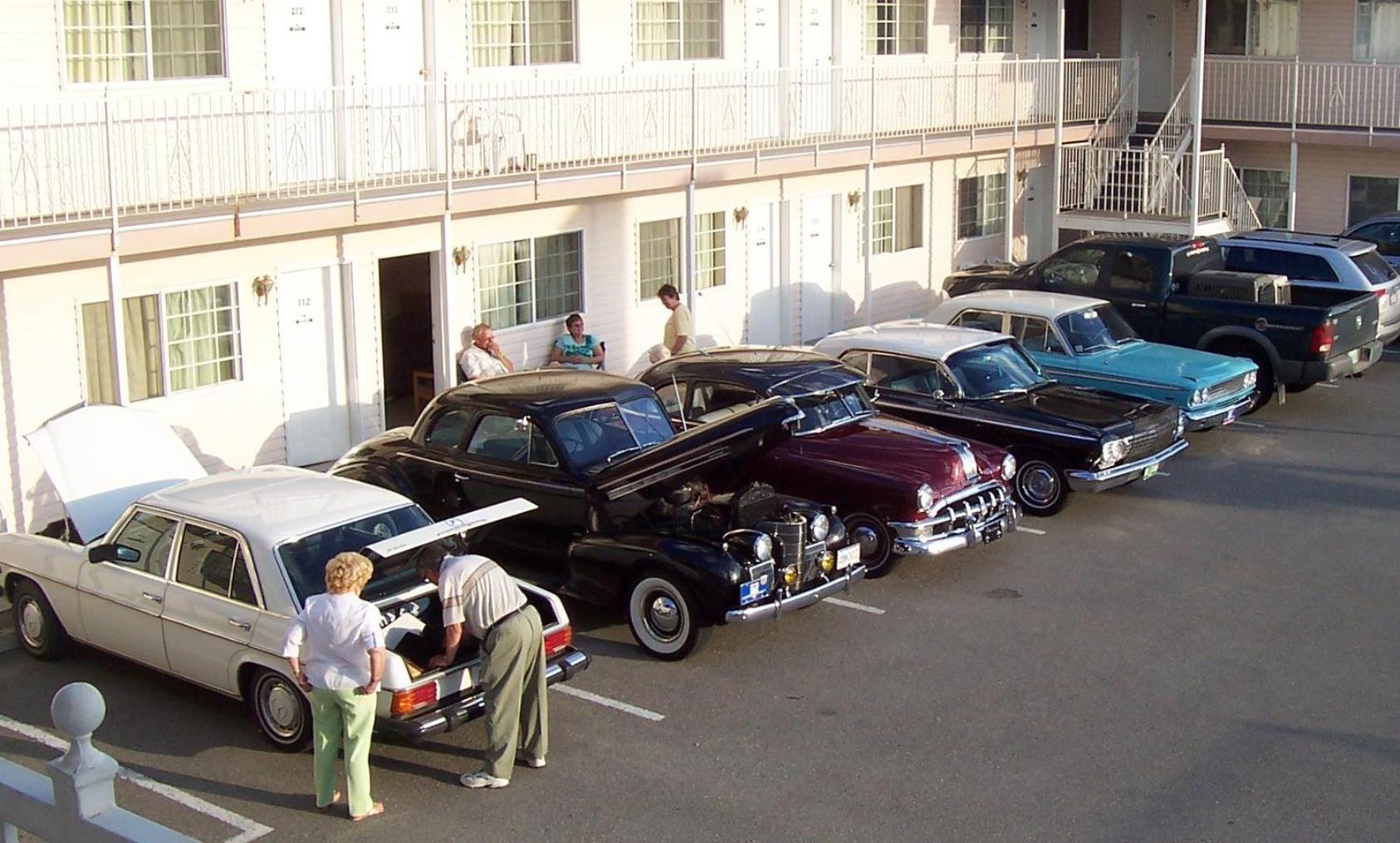 Model A Inn Cranbrook Luaran gambar