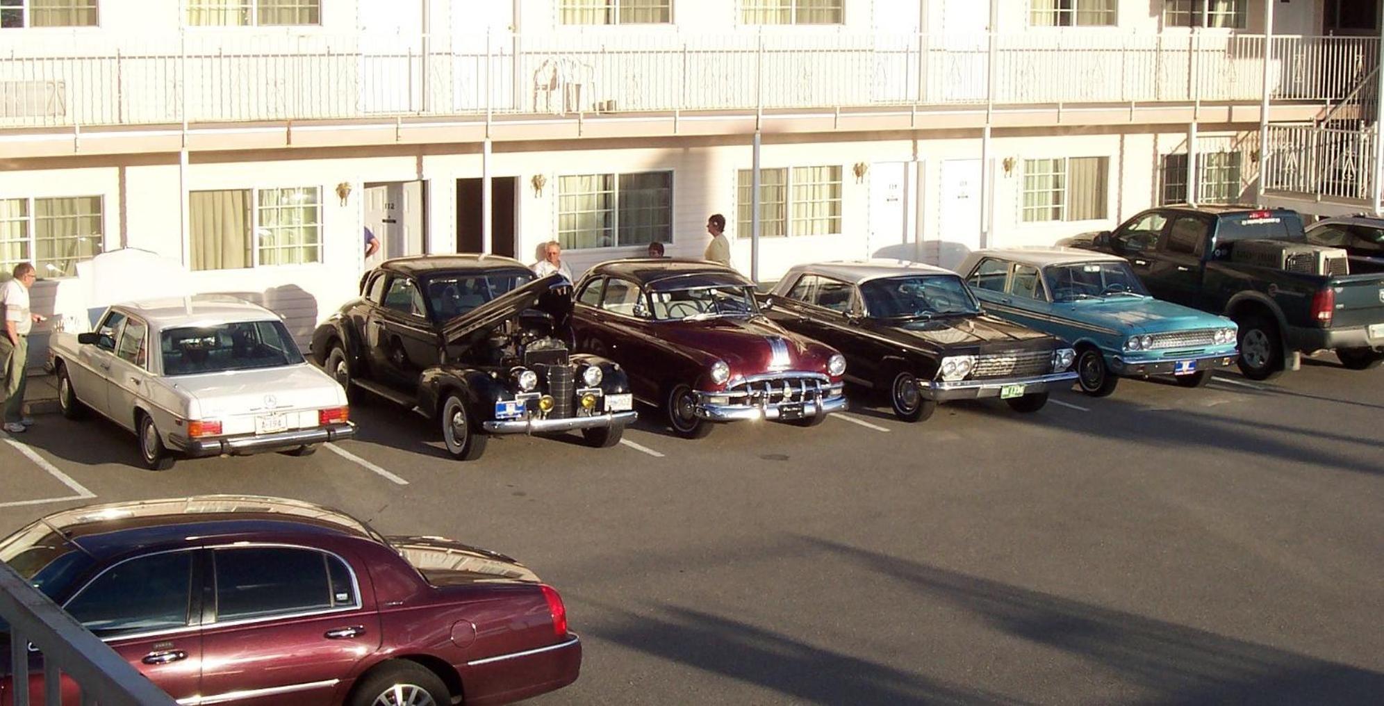 Model A Inn Cranbrook Luaran gambar