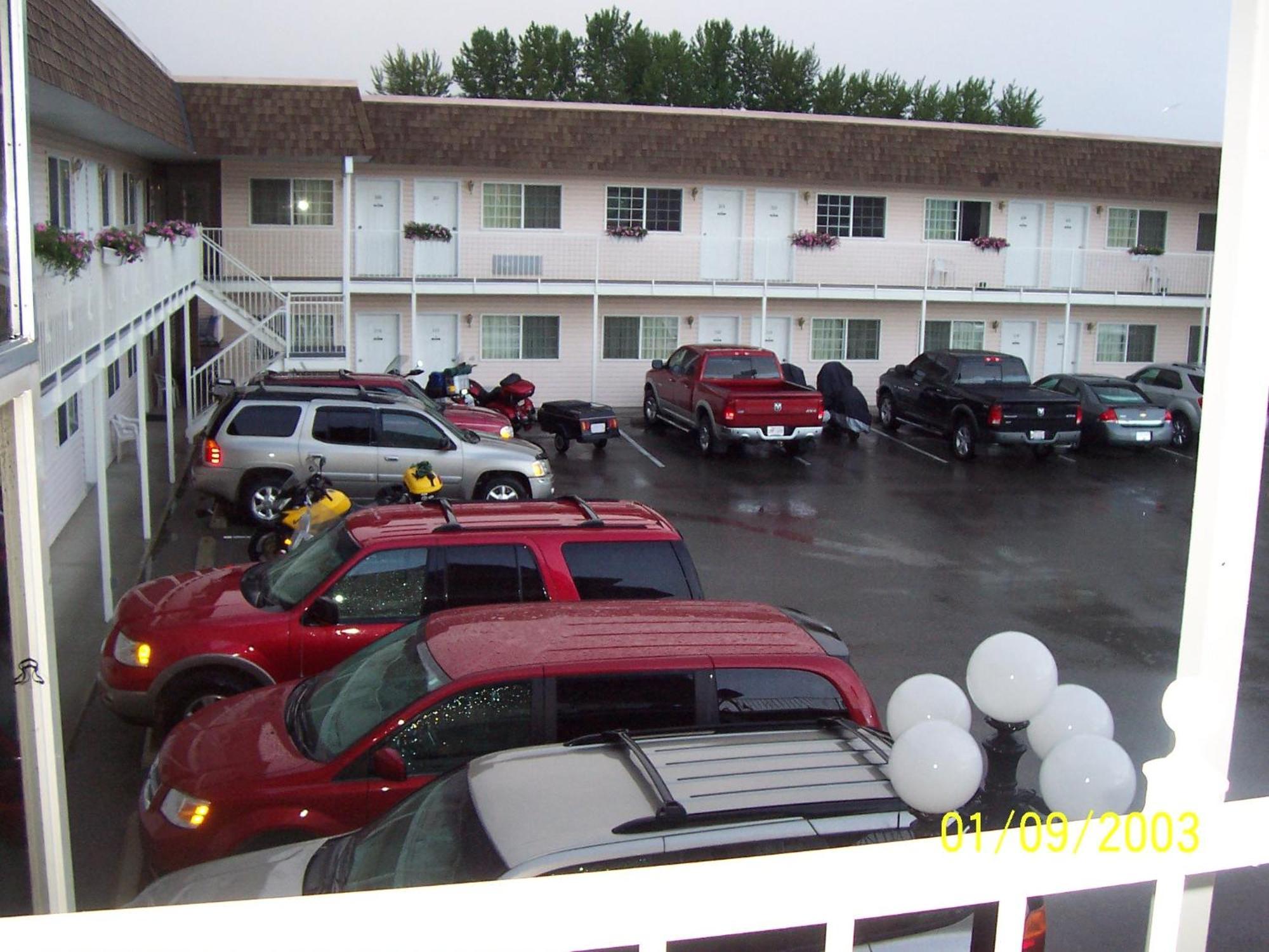 Model A Inn Cranbrook Luaran gambar